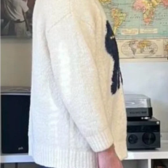 Cozy & Super Fuzzy Sweater with Black Cat w. Marble Eyes - Picture 3 of 5